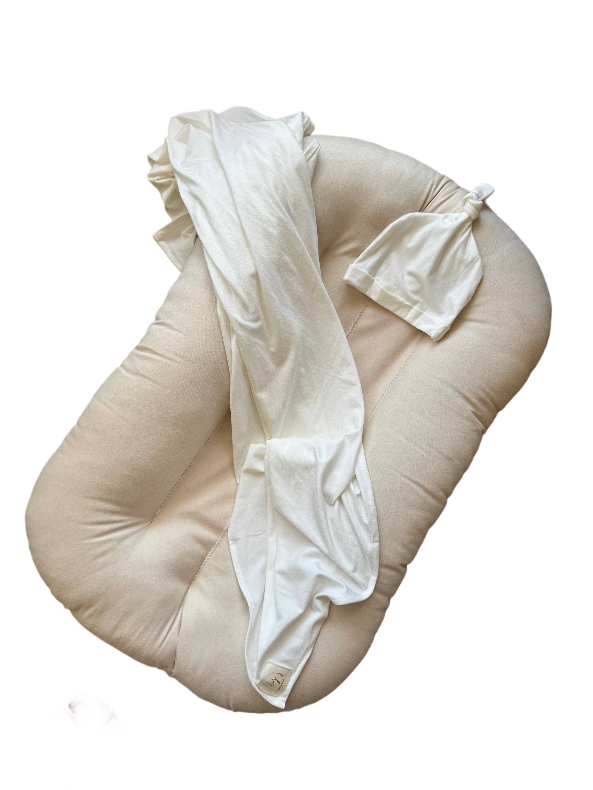 Ivory Soul - Wholesale Swaddle set – Baby - stretch jersey baby swaddle blanket + top knot hat | white1