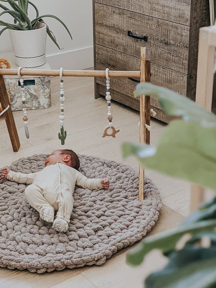 Babylegeunderlag i blødt, luksuriøst materiale for engroshandel hos Ganoosh