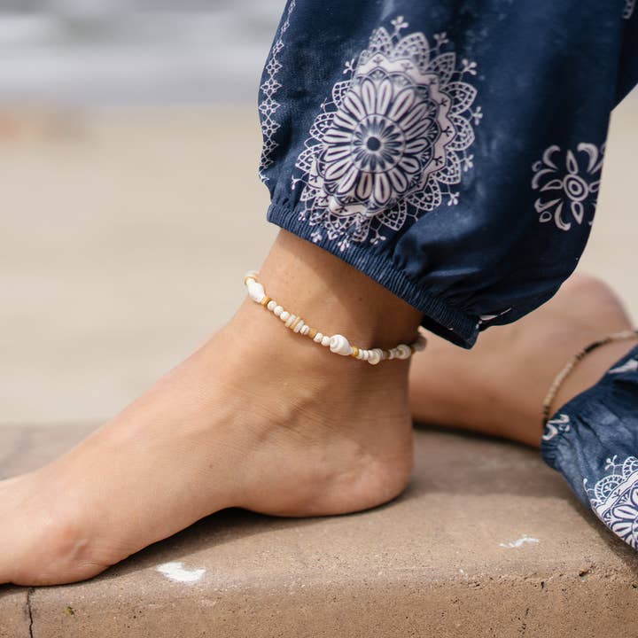 Lotus and Luna - Wholesale Anklet - Tybee Beachcomber Shell Anklet4