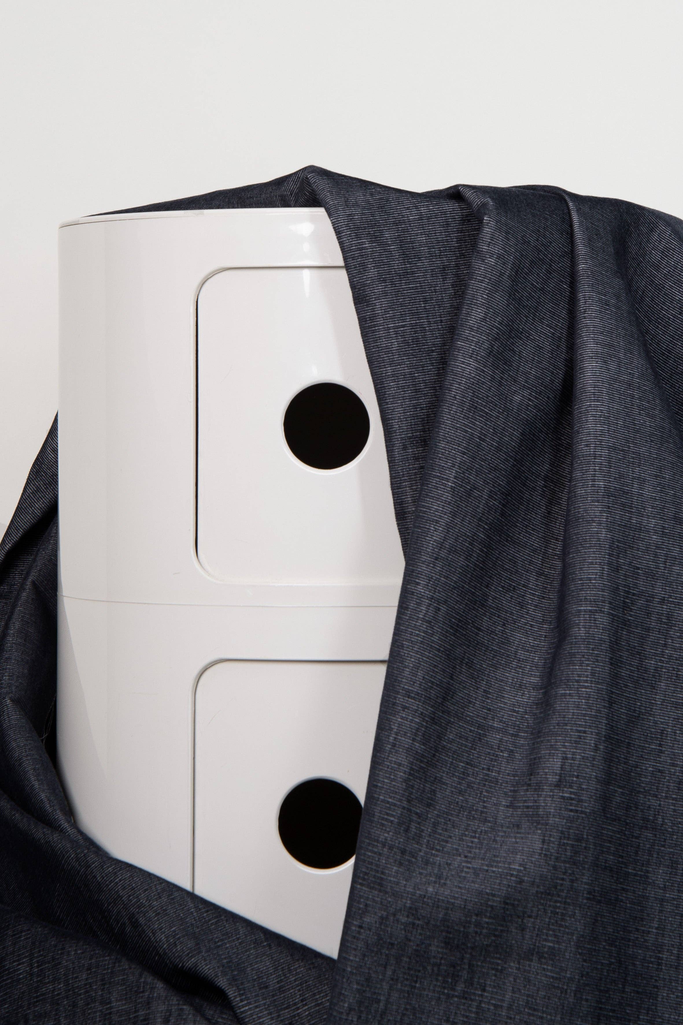 Atelier Brunette - Fabrics & Sewing Patterns Shop - Wholesale Fabric - "Deep Charcoal Woven Velvet" fabric0