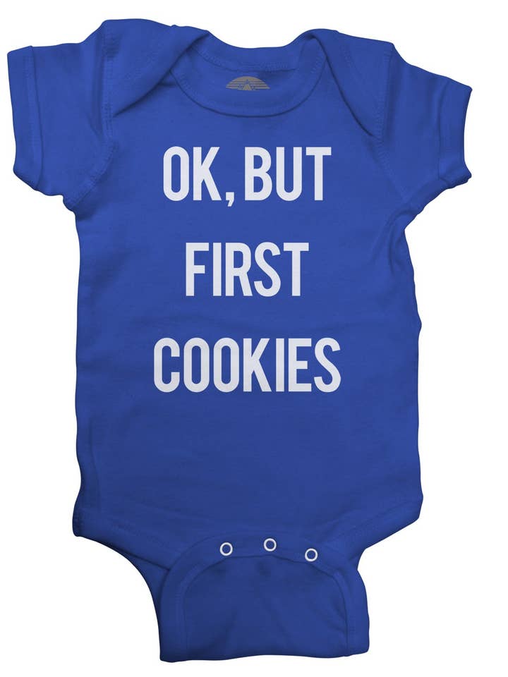 Macacão infantil OK But First Cookies - ajuste unissex por atacado de Boredwalk