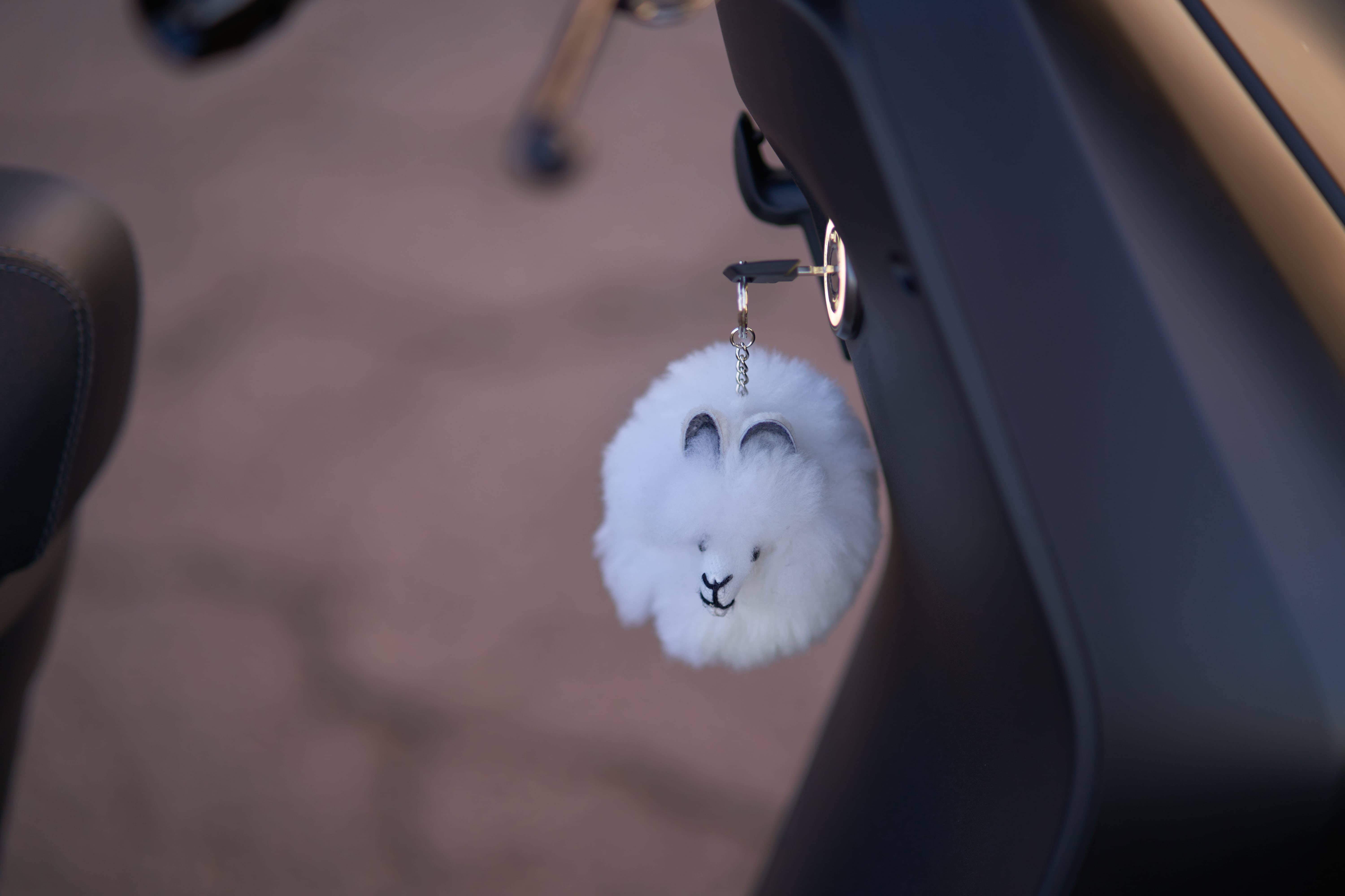 Terra Natural Designs - Venta al por mayor Llavero - Unisex - Llavero de alpaca con pompones en forma de cabeza de llama - Juego de 48