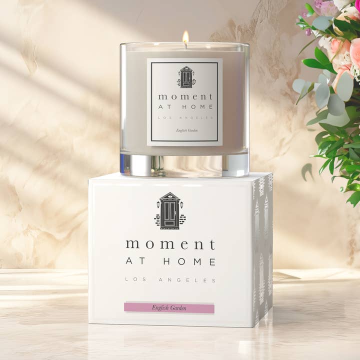Bougie parfumée en boîte de luxe English Garden pour la vente par Moment At Home