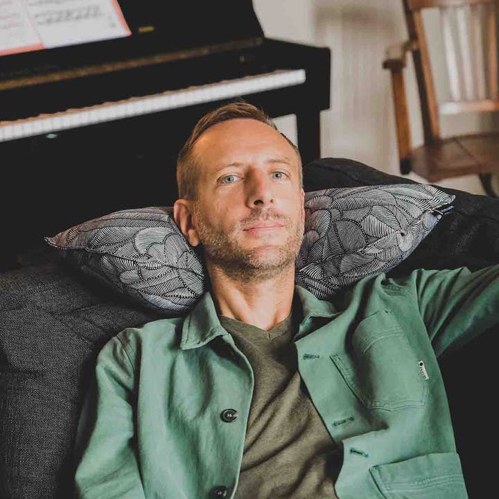 Hoofdsteunkussen en decoratie · PICUR Déméter voor wholesale door PETITS CADORS