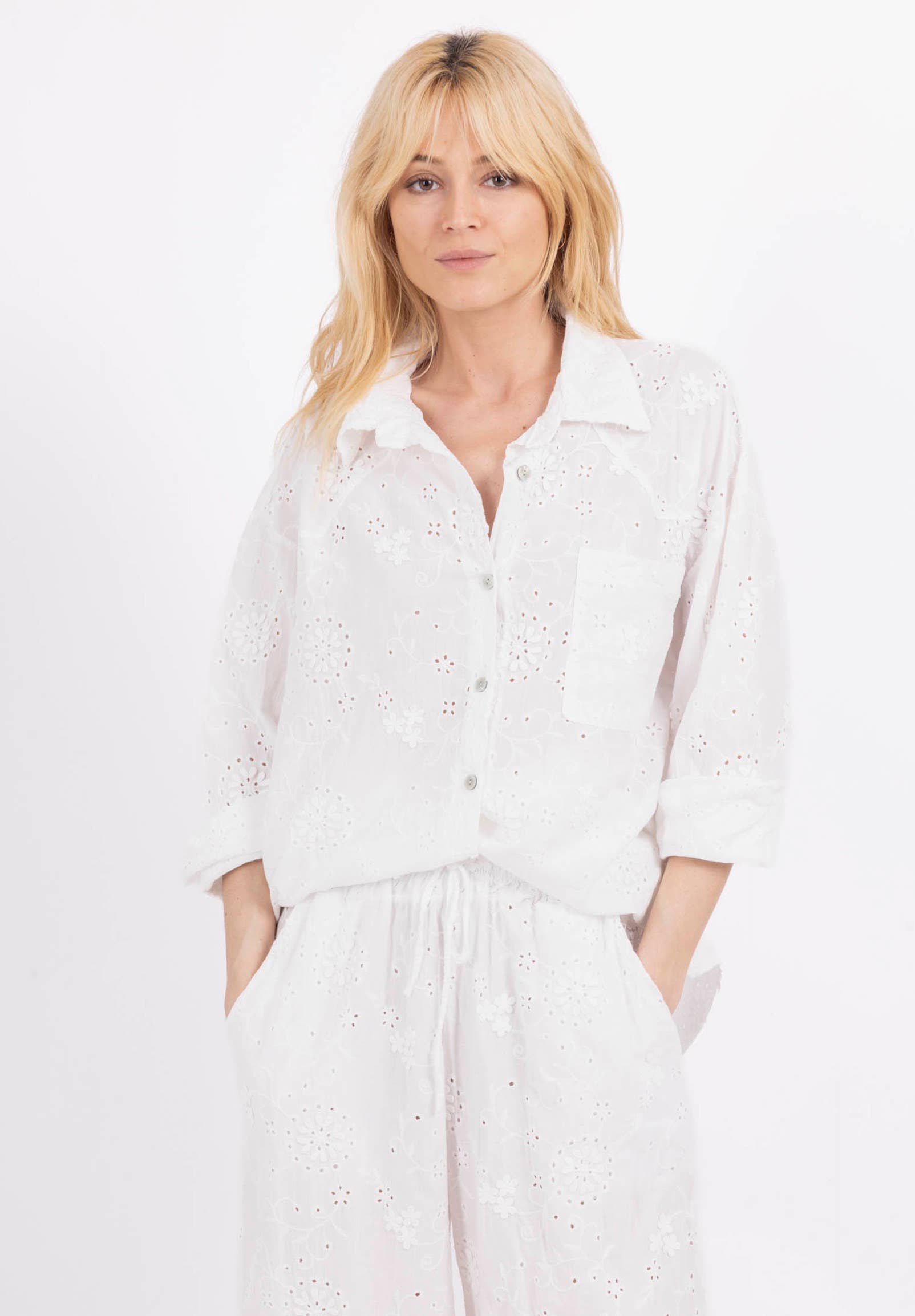 Happy look - Wholesale Shirt - Women's - Long-sleeve cotton shirt with 3D embroidery8