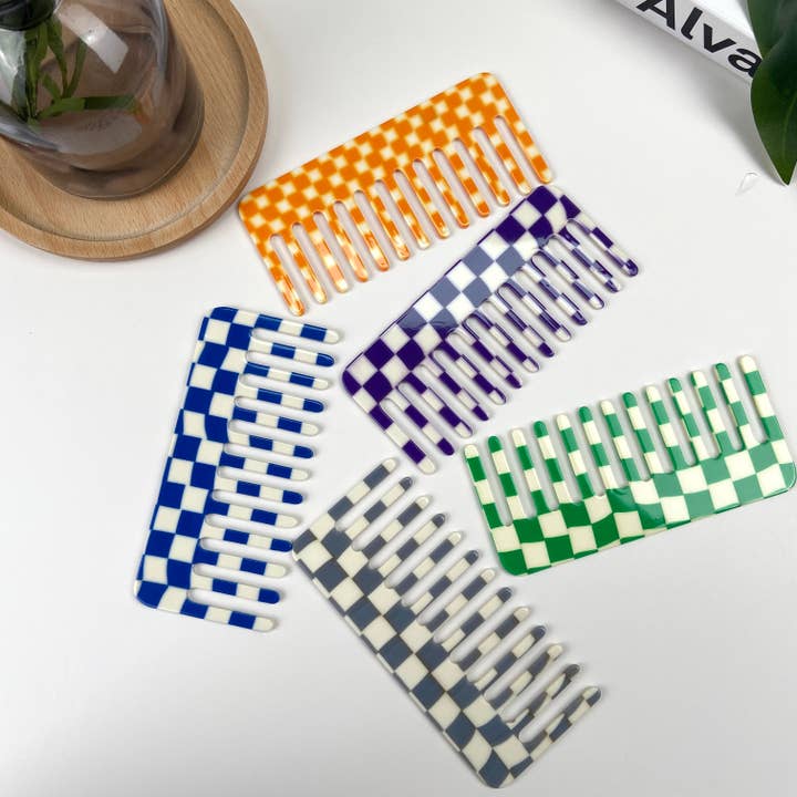 Simple Checkerboard Wide Tooth Thin Hair Comb for wholesale by TheDivaSoap