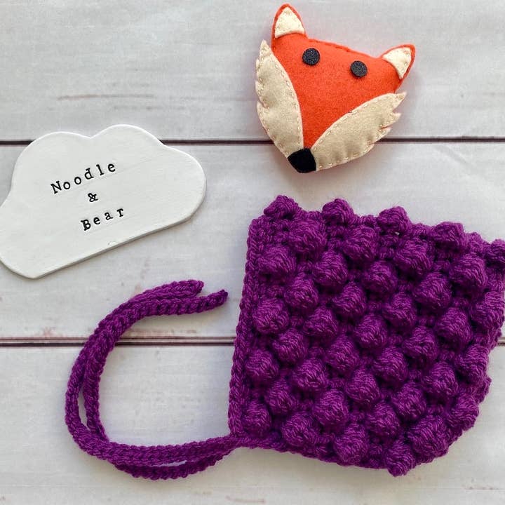 Noodle & Bear – wholesale Bonnet – baby – Bobble Pixie Bonnet1