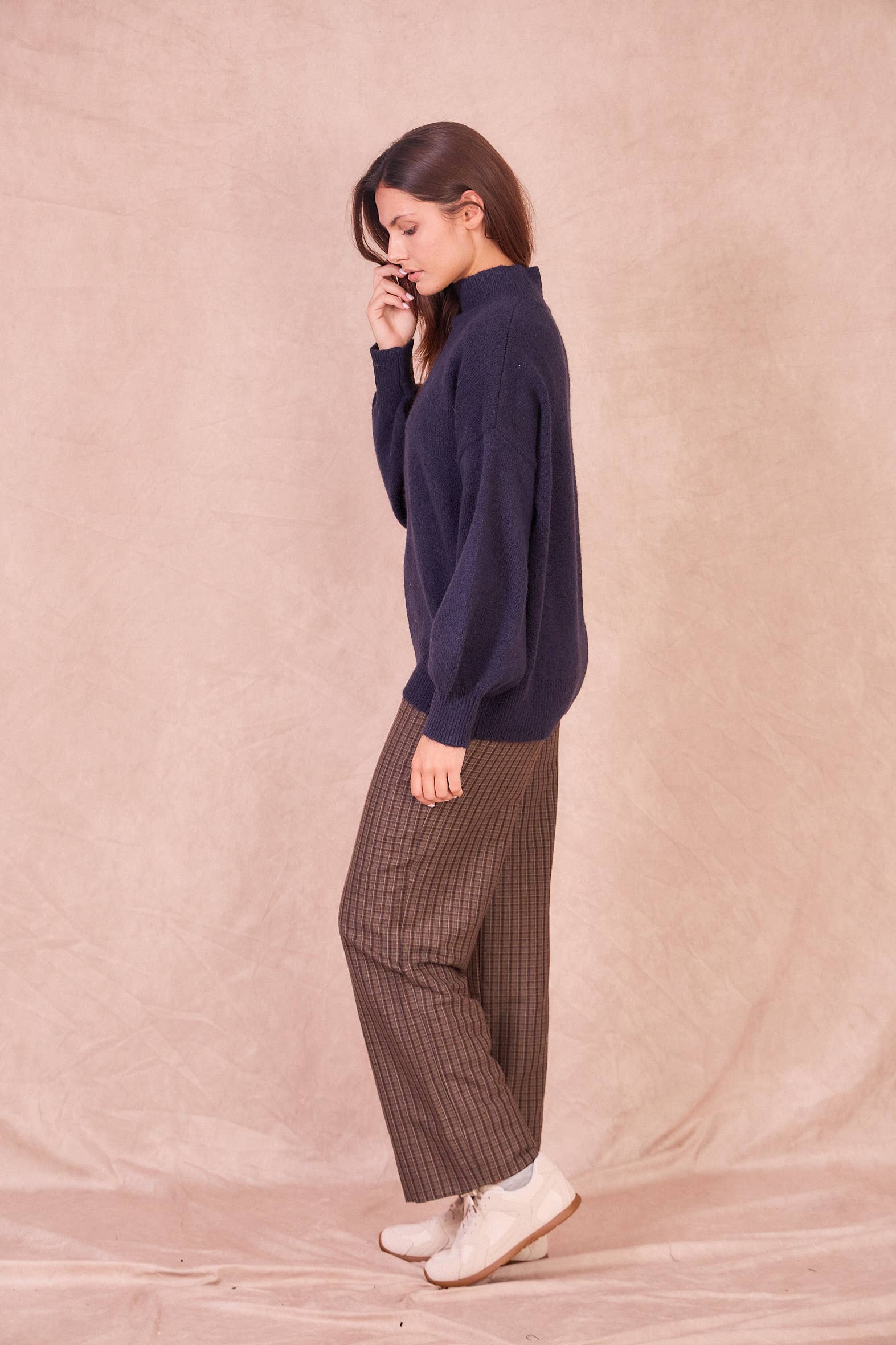 Calie Paris – wholesale Knitted jumper – Women′s – MANUELLA Sweater – Soft Balloon Sleeve Knit12