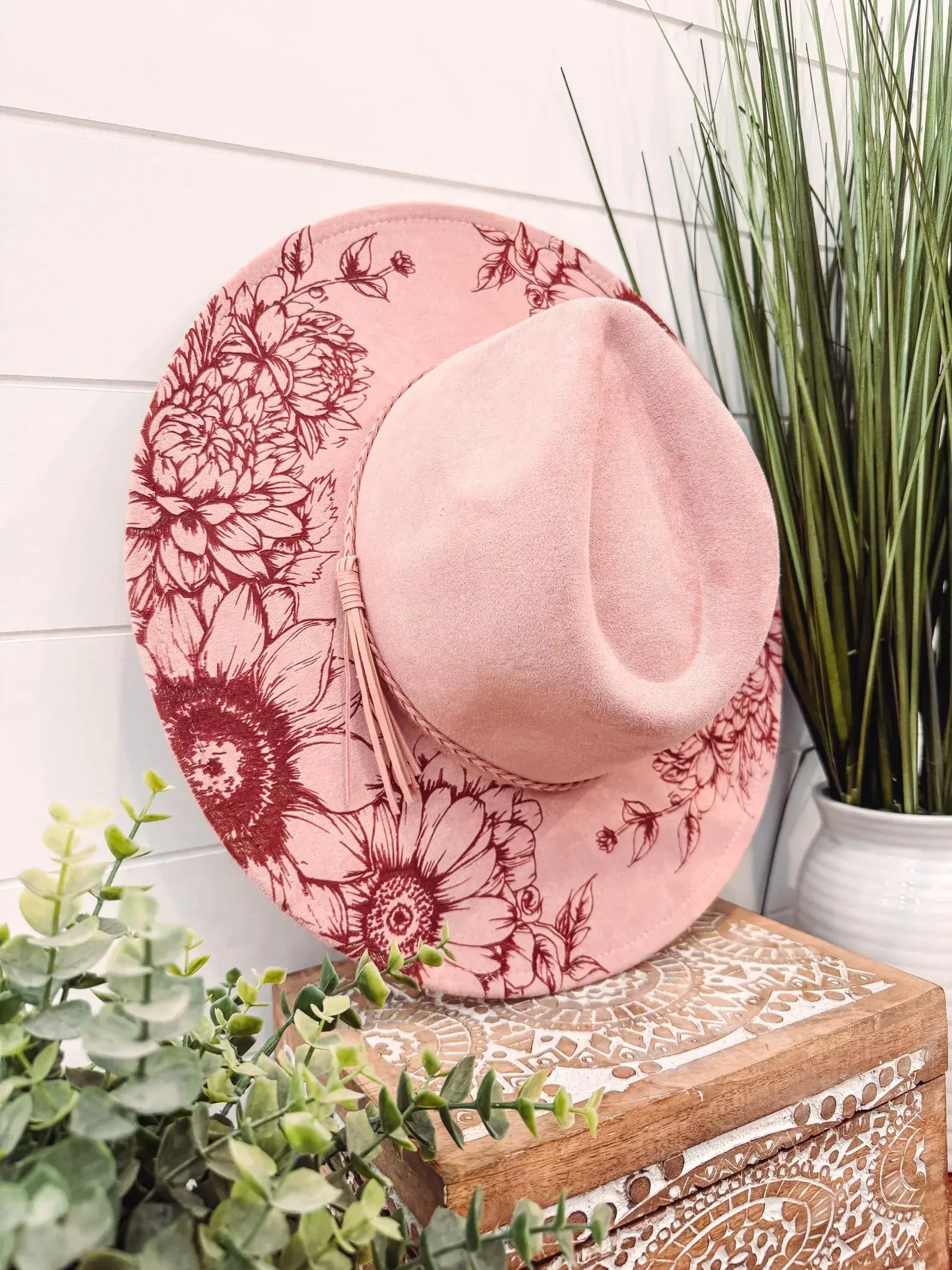 Willie & Dolly Designs - Wholesale Fedora - Women's - Engraved Floral Hat 2