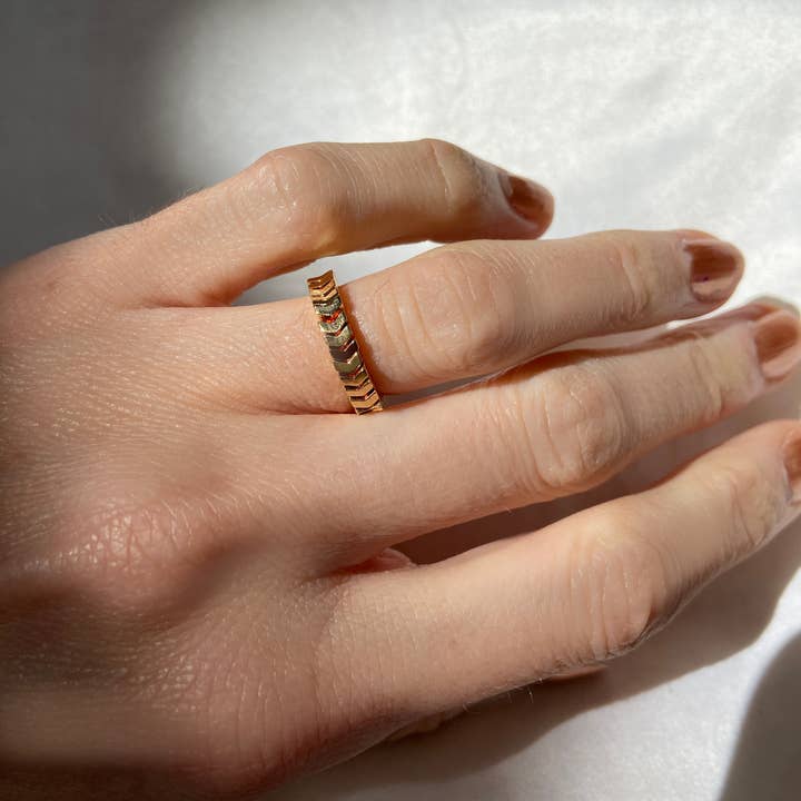 ROCCIA Ring för wholesale av Emerald Cut