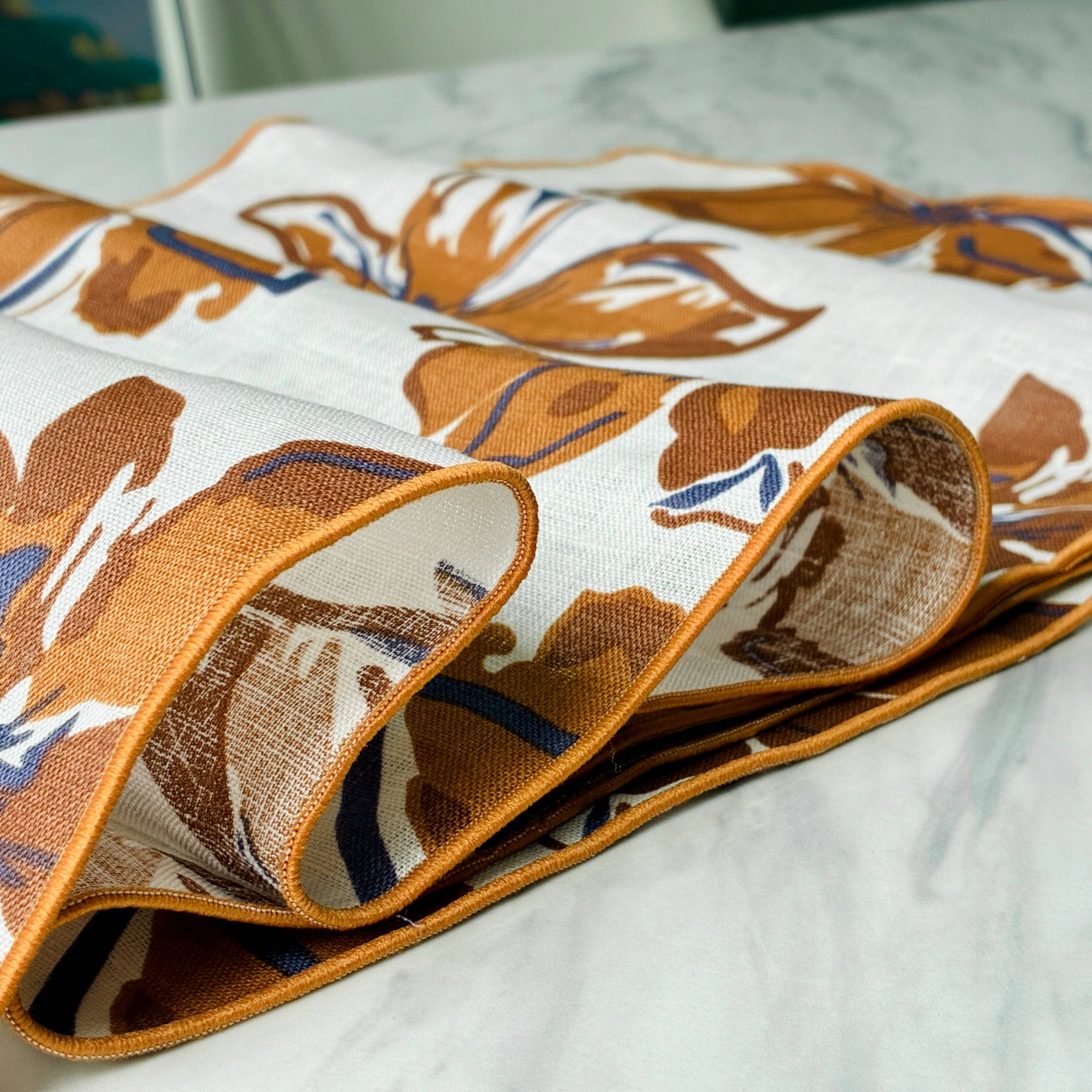 Belle Linen - Vente Chemins de table - Chemin de table en lin 100% premium avec feuilles d&#x27;automne vintage0