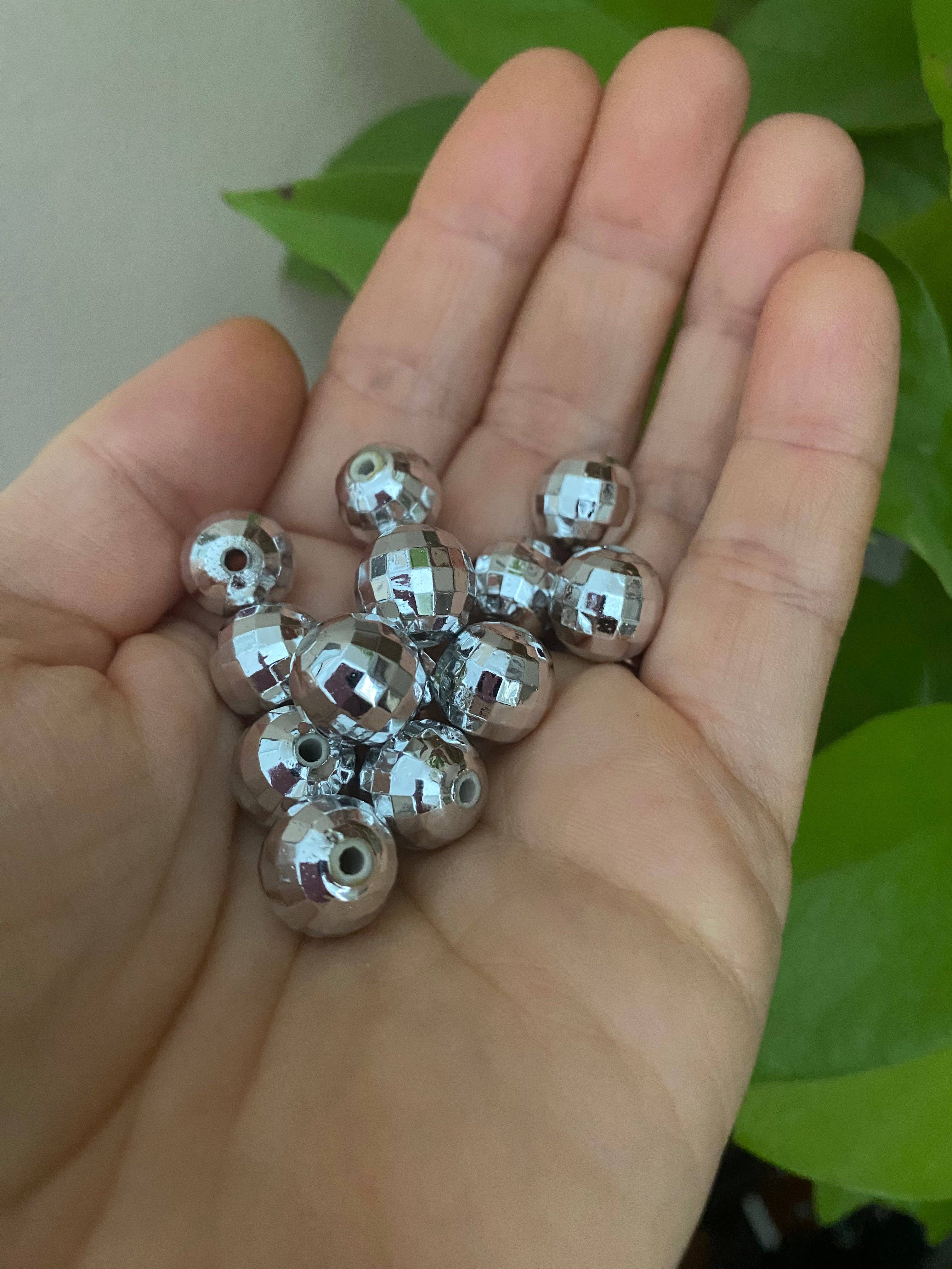 Macra-Made With Love – wholesale Hanging planter – Macramé Plant Hanger with Disco Ball Beads6