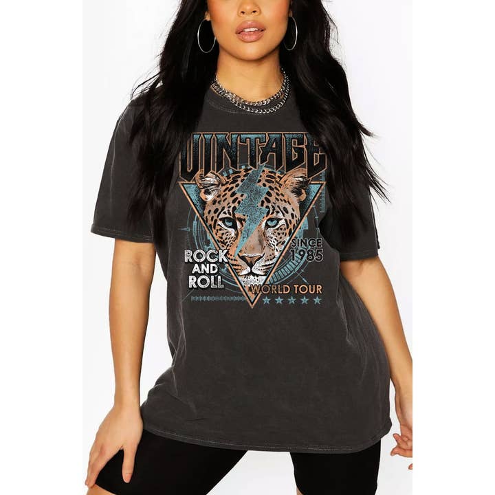 T-SHIRT IMPRIMÉ SURDIMENSIONNÉ VINTAGE EN FORME DE LÉOPARD pour la vente par HRTandLUV