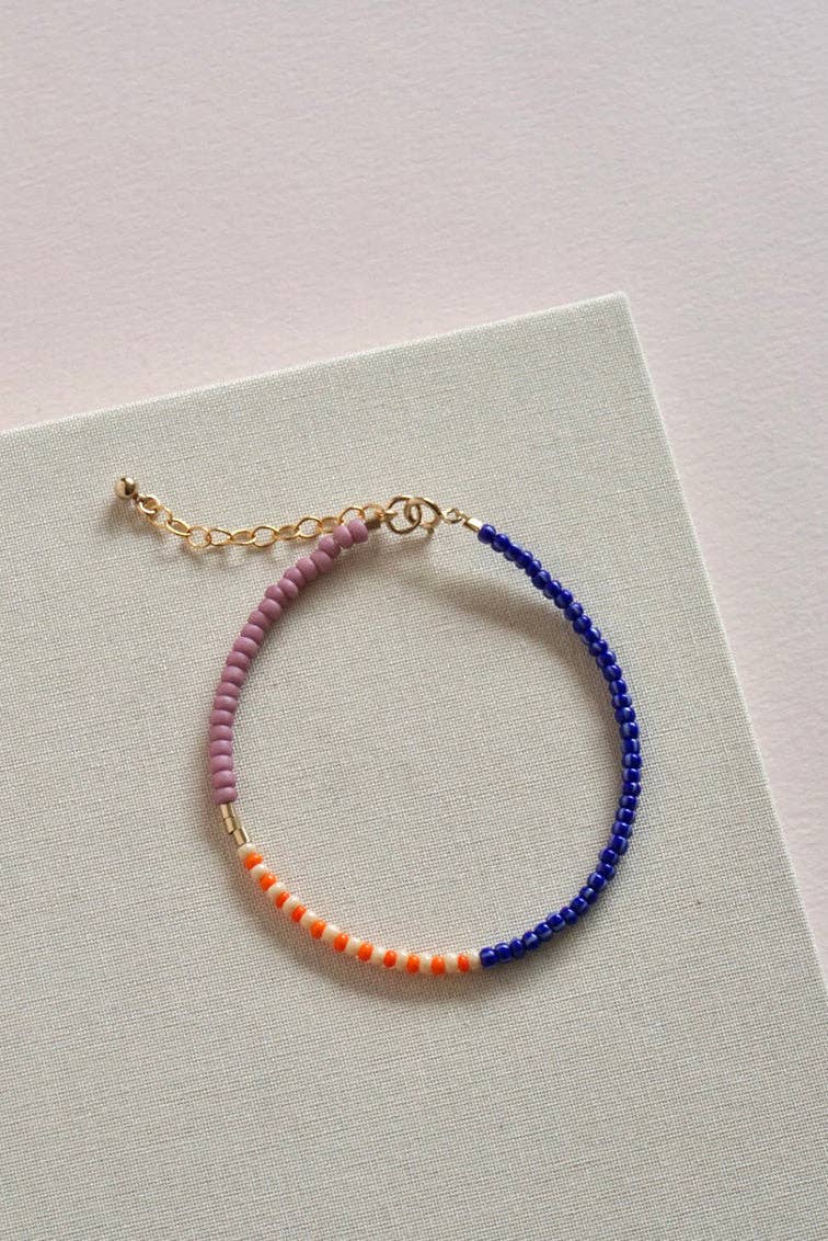SAN SAN - Wholesale Beaded Bracelet - LENTE pearl bracelet - deep blue - clementine - raspberry