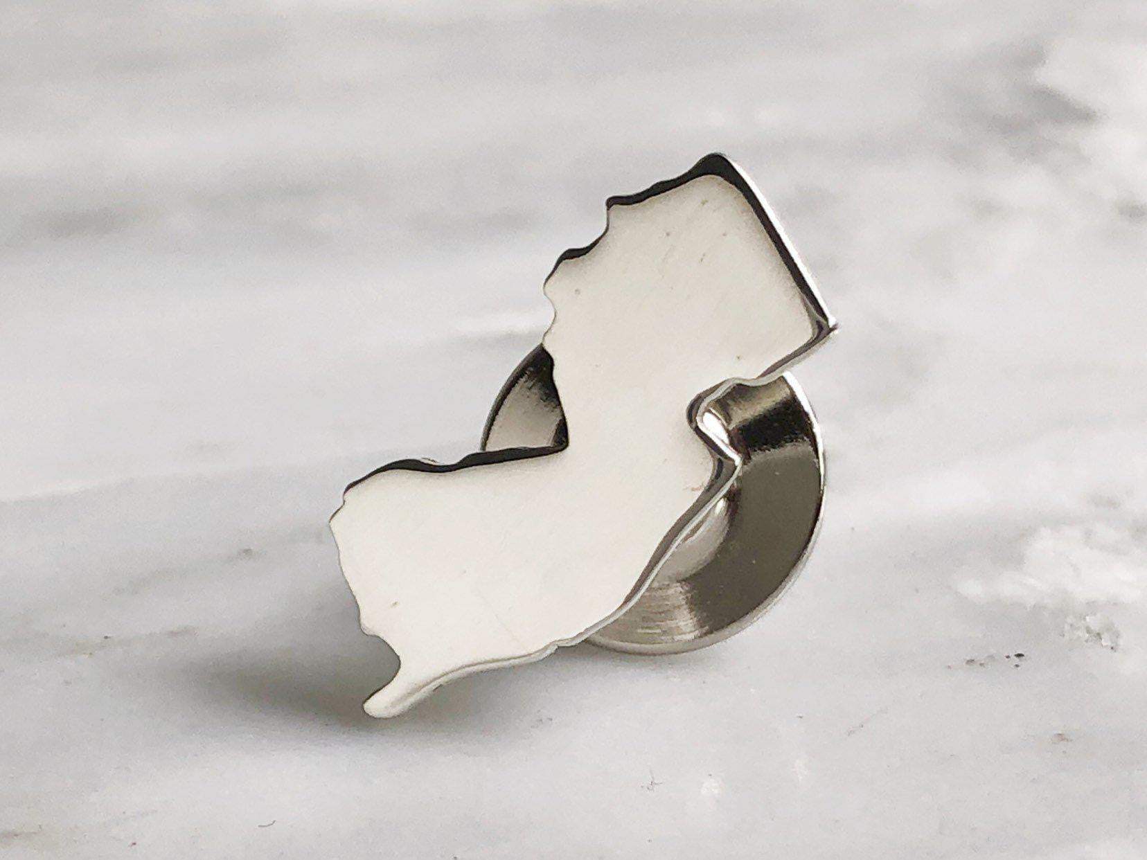 Silver Sculptor - Wholesale Lapel Pin/Button - Sterling Silver New Jersey State Lapel Pin