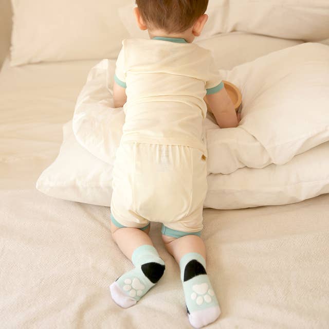 Sky Orca Zoo Baby Animal Socks for wholesale on Faire3