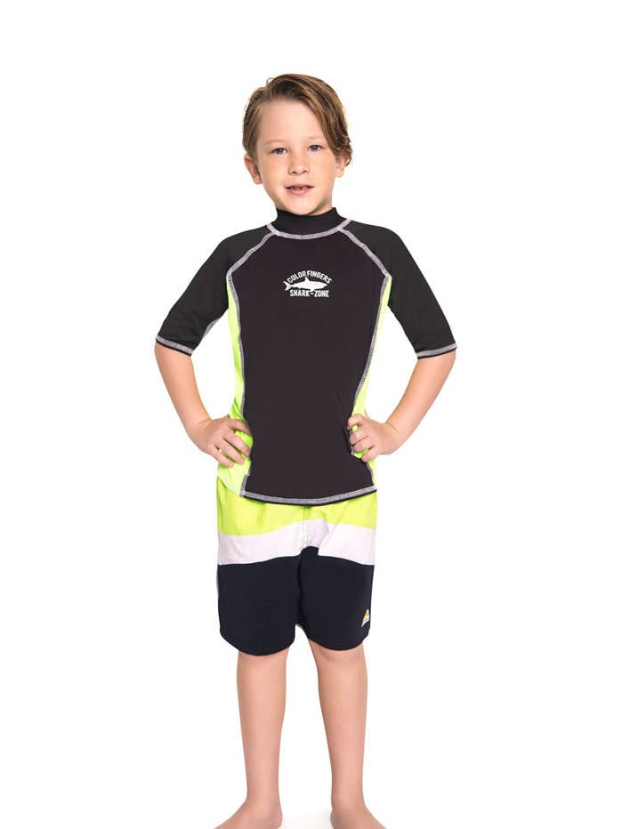 Short Sleeve Swim Set: Rashguard and Board Shorts711 for wholesale by Color Fingers
