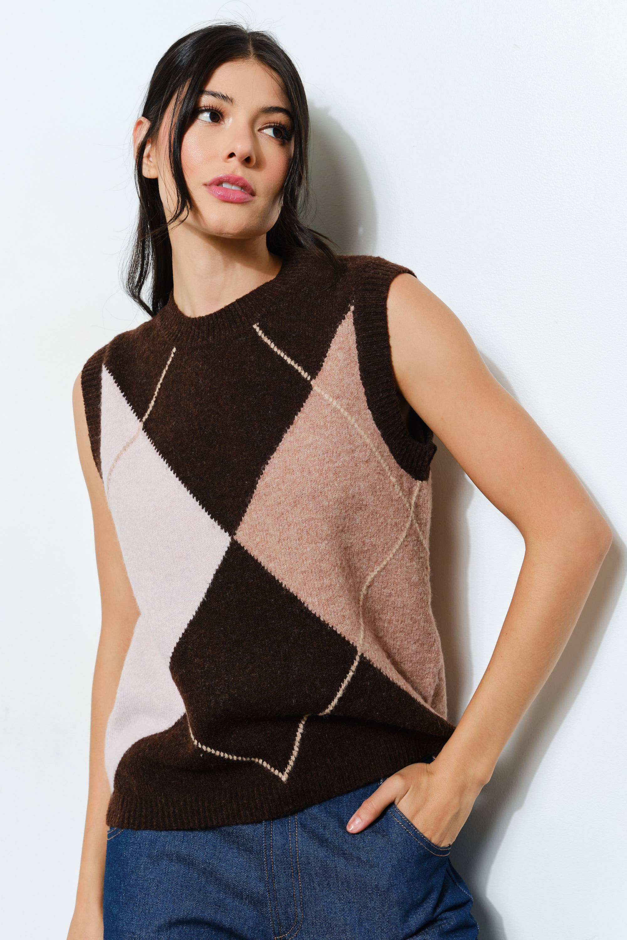 Marrón Multi CHALECO DE ARGYLE JORDYN - Preppy, de punto, para todos los días de venta al por mayor en Faire1