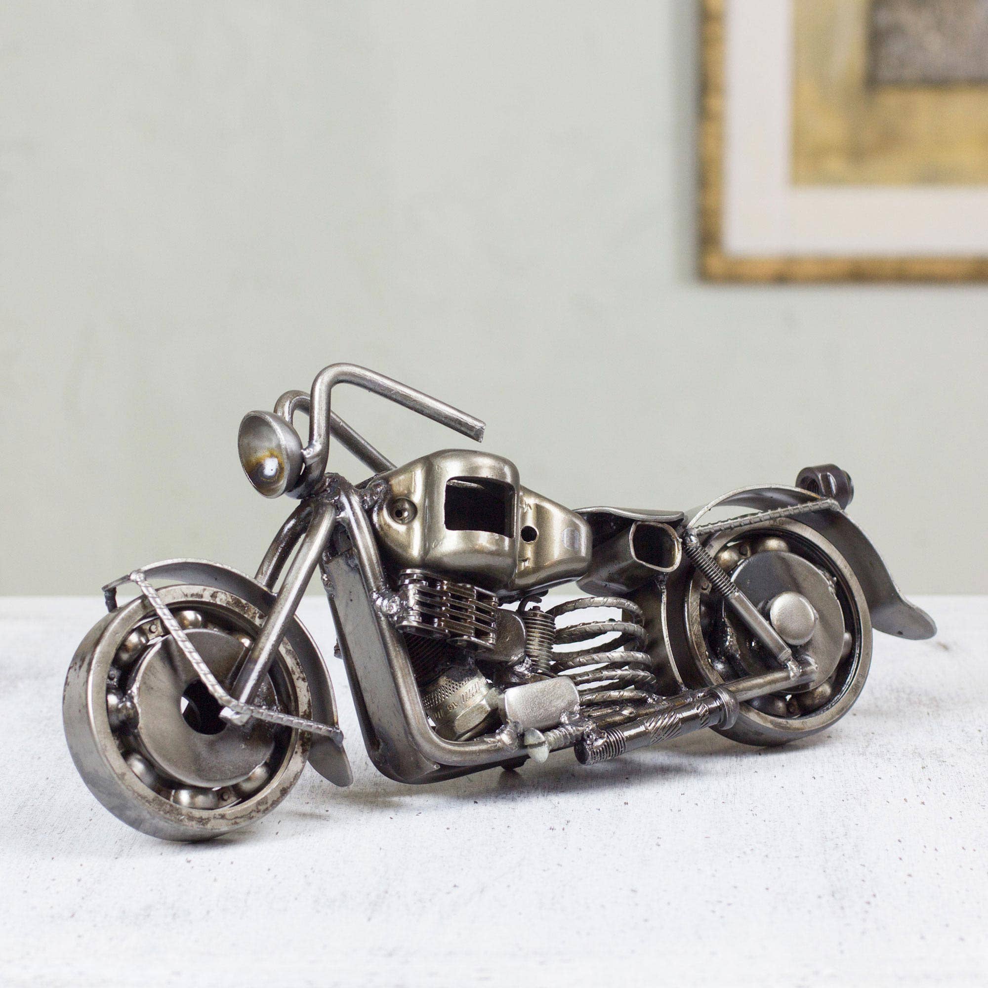 NOVICA - Vente Sculpture - Statuette de moto standard rustique faite à la main par Novica1