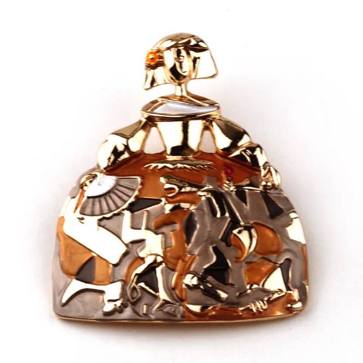 Broche Dame Élégante 👗✨ pour la vente par Miss Minna