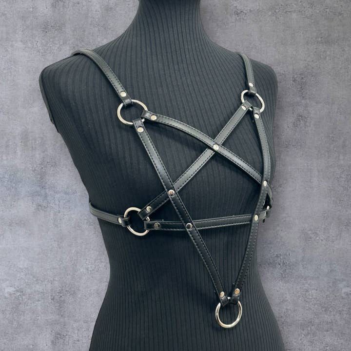 Funk Plus - Wholesale Belt - Women's - XH245M VEGAN LEATHER PENTAGRAM HARNESS1