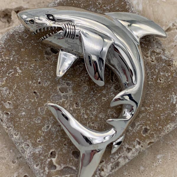 Boucles d'oreilles et pendentifs requin en argent sterling en 2 tailles ! pour la vente par Goddess Design Studio