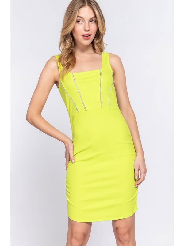 Active Basic | Active USA – Engroshandel Kjole - Dame – Ærmeløs Rhinestone Bodycon strikket minikjole2