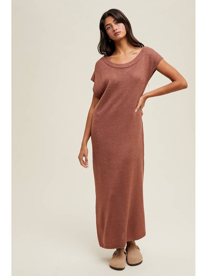 Wishlist Apparel - Wholesale Dress - Women's - SCOOP NECK KNIT SWEATER MIDI DRESS / WL25-115353