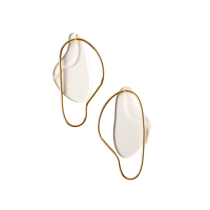 HELMUT PARIS - Wholesale Hangende/ronde oorbellen - La Stache oorbellen3