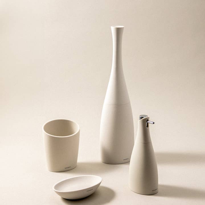 COSMIC BRAND - Wholesale Soap Dispenser - Cosmic Soap Dispenser. Countertop. Capacity 300ml. Saku9