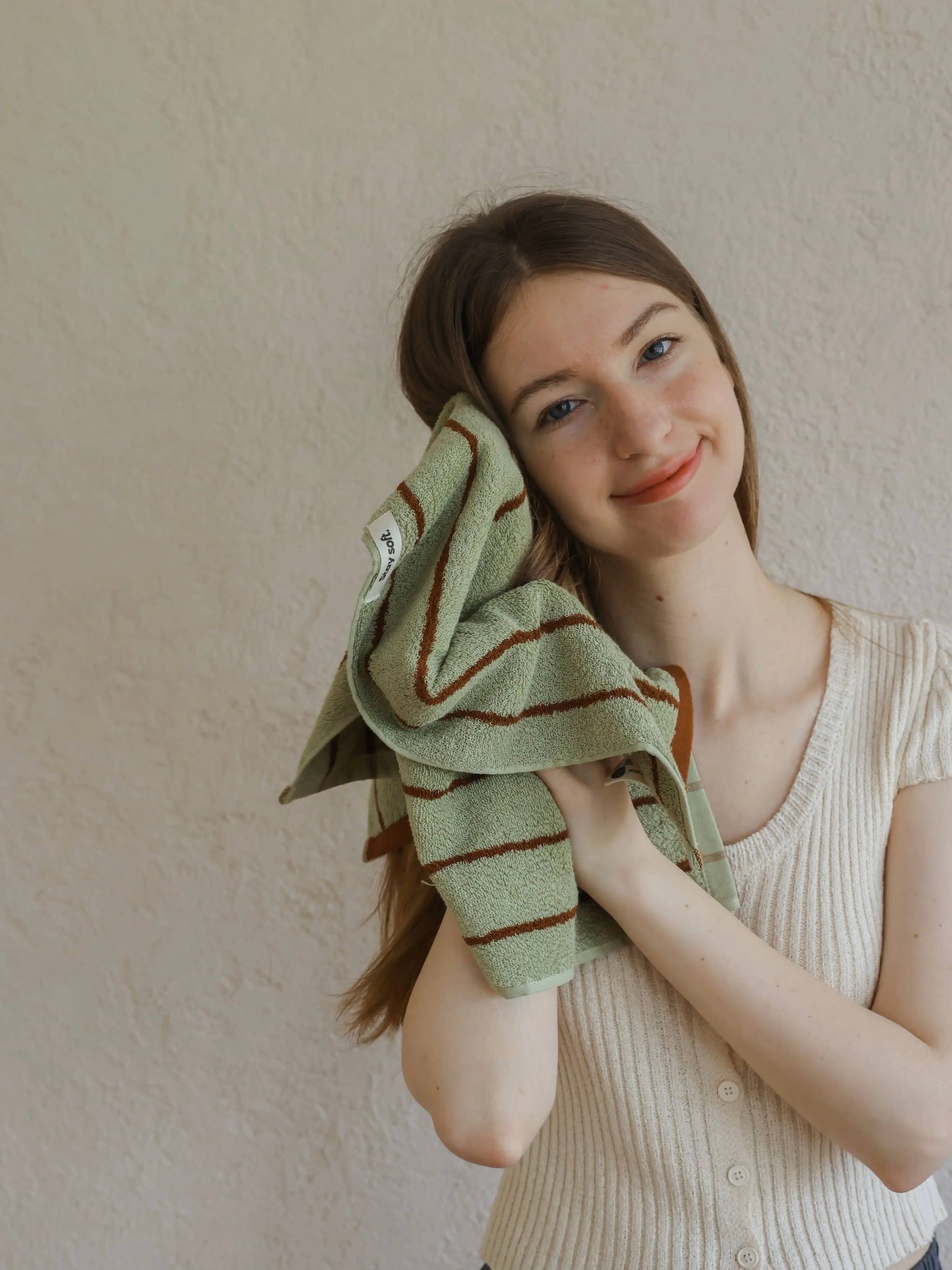 INSPECIAL HOME - Wholesale Bath Towel - 100% Cotton Retro Earthy-tone Pinstripe Soft Plush Towel 20