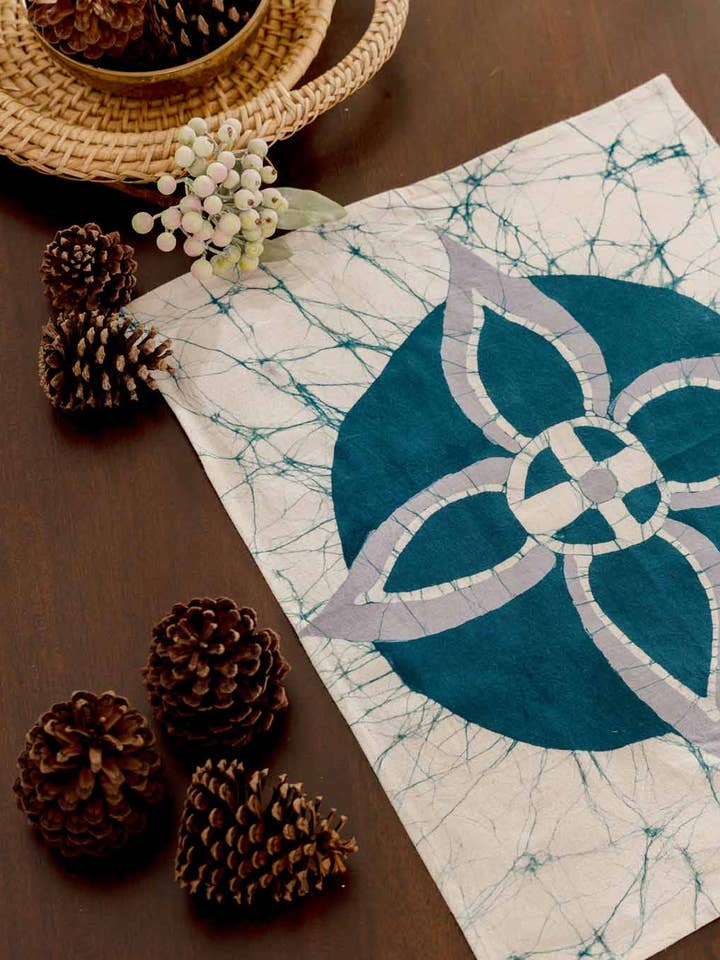 Binara Batik Placemat (Set of 2) for wholesale by Kohomba