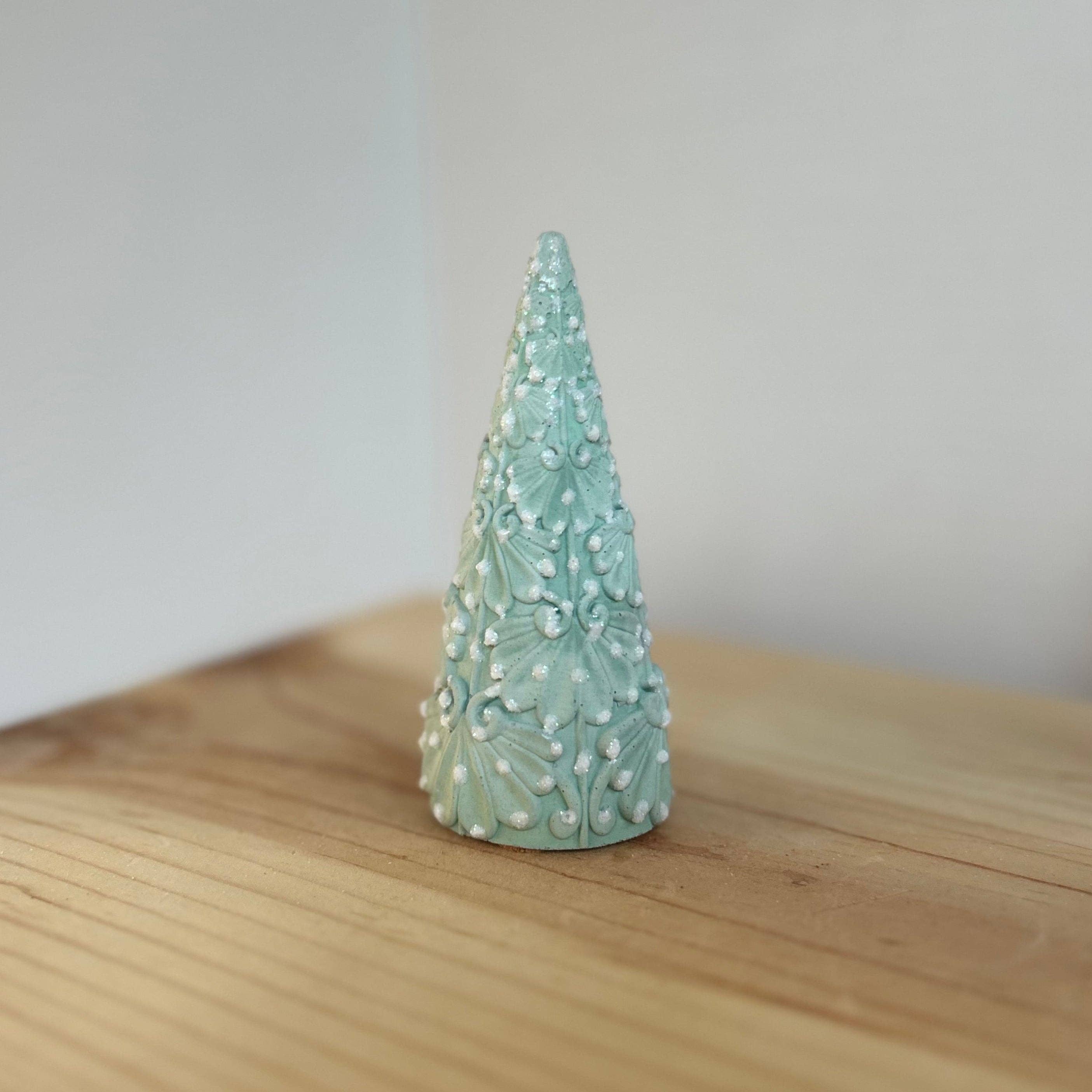 Love Nene - Wholesale Christmas Decoration - Juniper Cement Tree9