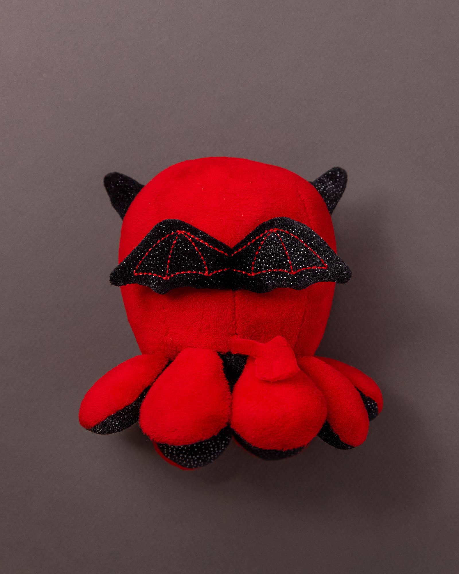 Scatterbrain – wholesale Fyllda/plyschleksaker - Barn och baby – MINI Lil' Devil - Djävulsbläckfisk Mjukisdjur1