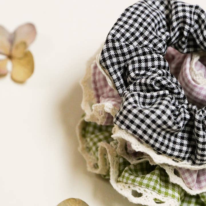 Vichy & macrame chouchou for wholesale by Gentil Coquelicot Paris