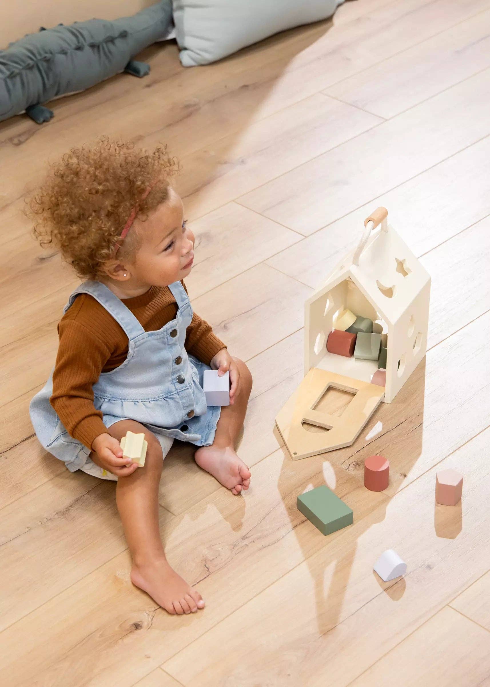 Coco Village - Wholesale Wood Toy - Kids - Wooden Shapes Sorting House2