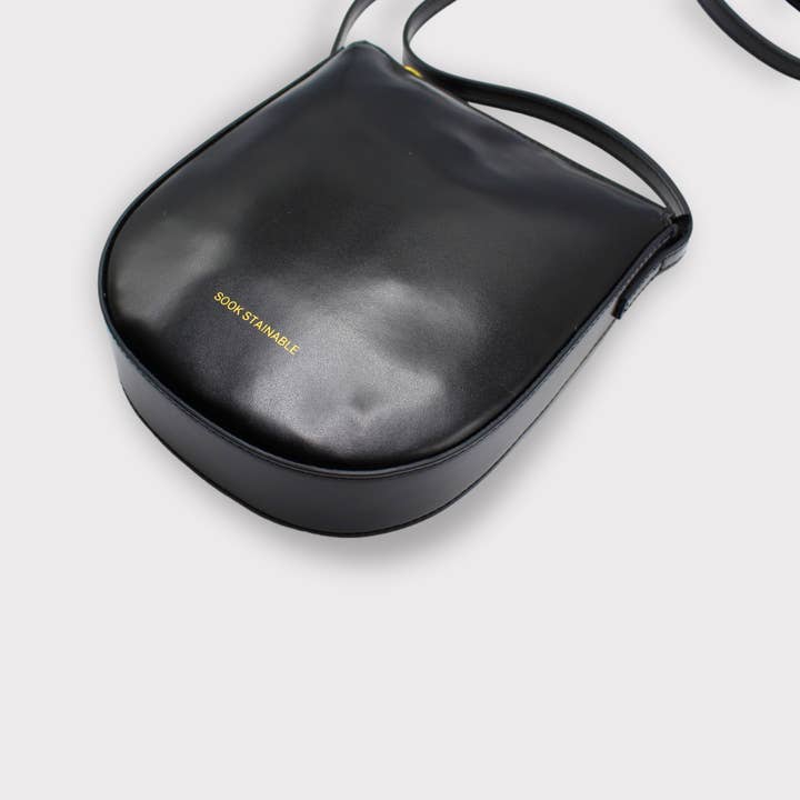 Sook Stainable - Wholesale Crossbody Bag - Women's - Eva - Apple Skin Sustainable Leather Strap Crossbody Bag Black1