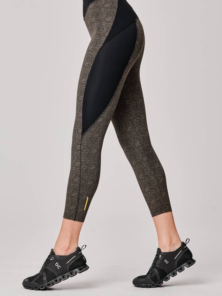 CAPRI HIGH WAIST GYM, RUNNING AND YOGA GREEN LEGGINGS för wholesale av Sapopa