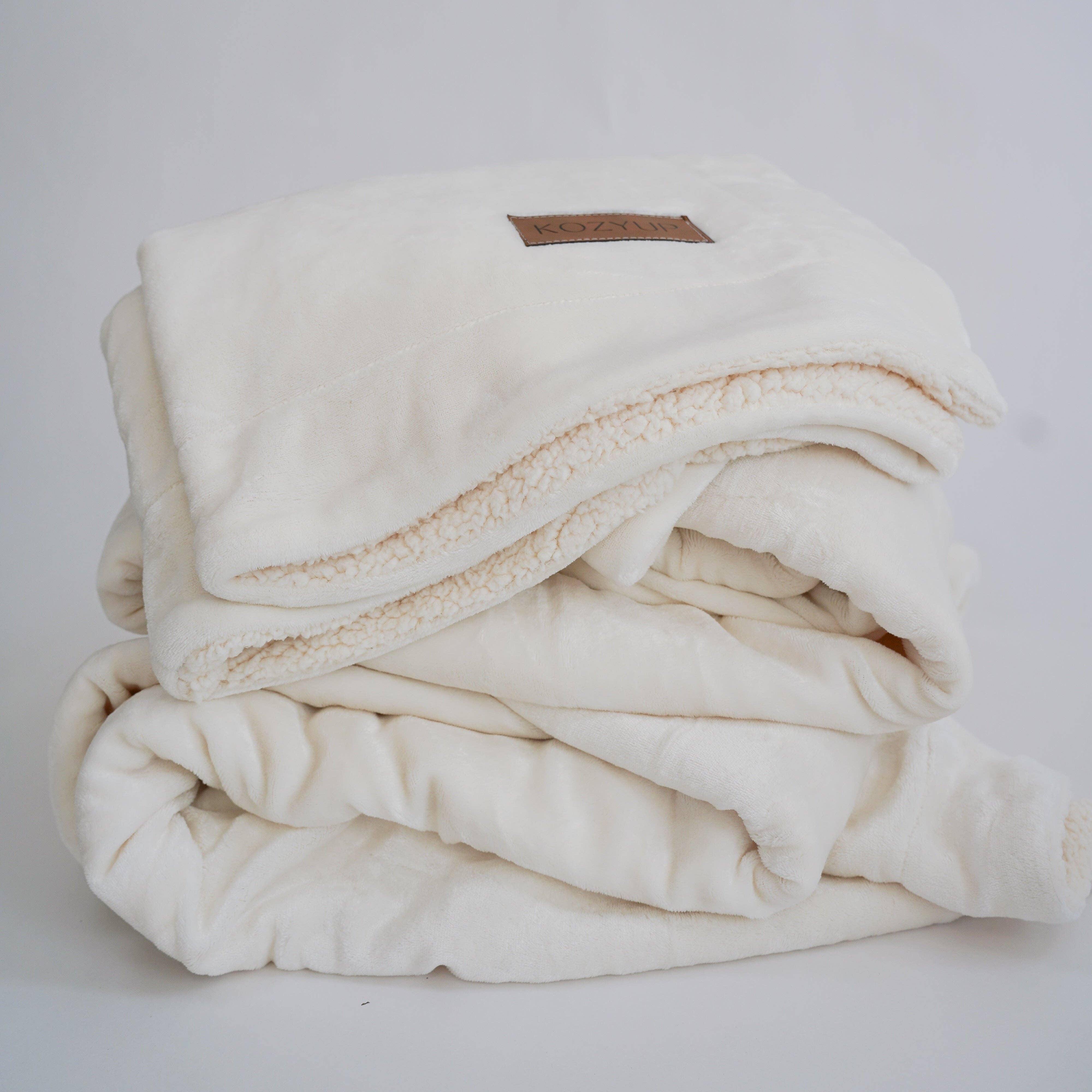 KozyUp - Wholesale Bedding Blanket - Cloud 9 Oversized Sherpa Blanket4