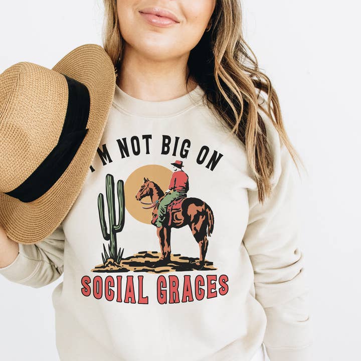 Sweat-shirt à encolure ras-du-cou Social Graces pour la vente par Untamed Country