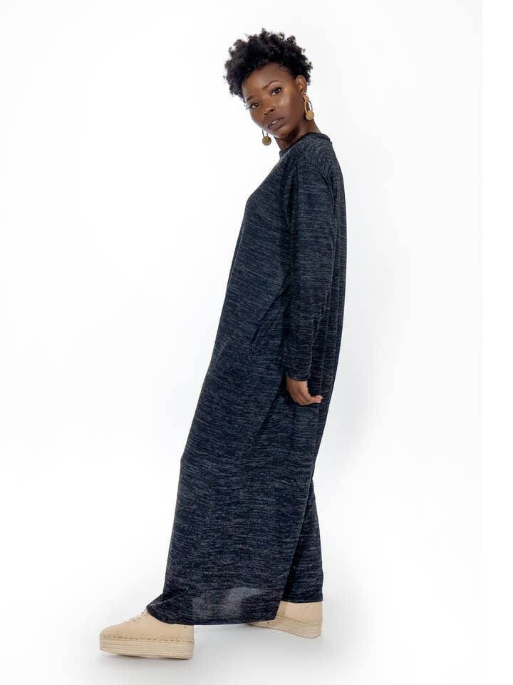 Mylah donkergrijze maxi-jurk voor wholesale door SOHUMAN