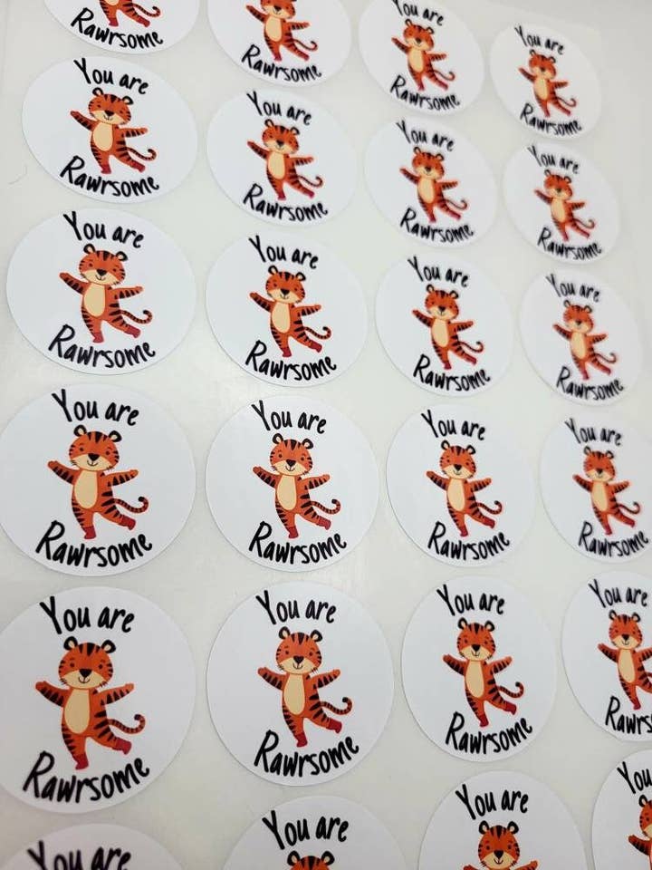 Adesivi per imballaggi X35 Punny, etichette per animali, piccole imprese per la vendita all'ingrosso da parte di The Sticker Scene