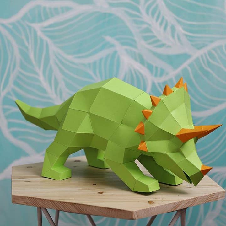 PAPERCRAFT WORLD - Vendita all'ingrosso Kit per lavoretti fai da te - Triceratops, modello di origami 3D PaperCraft, lampada a forma di animale3