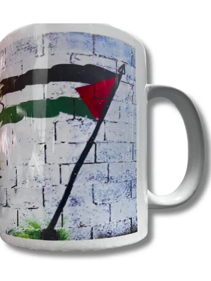 Tazza da caffè con design di villaggi palestinesi e bandiera: durevole e vivace per la vendita all'ingrosso da parte di Palestinian Elegance