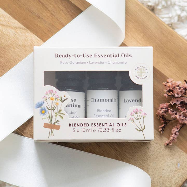 Set of 3 Floral Blended Essential Oils for wholesale by Something Different Wholesale