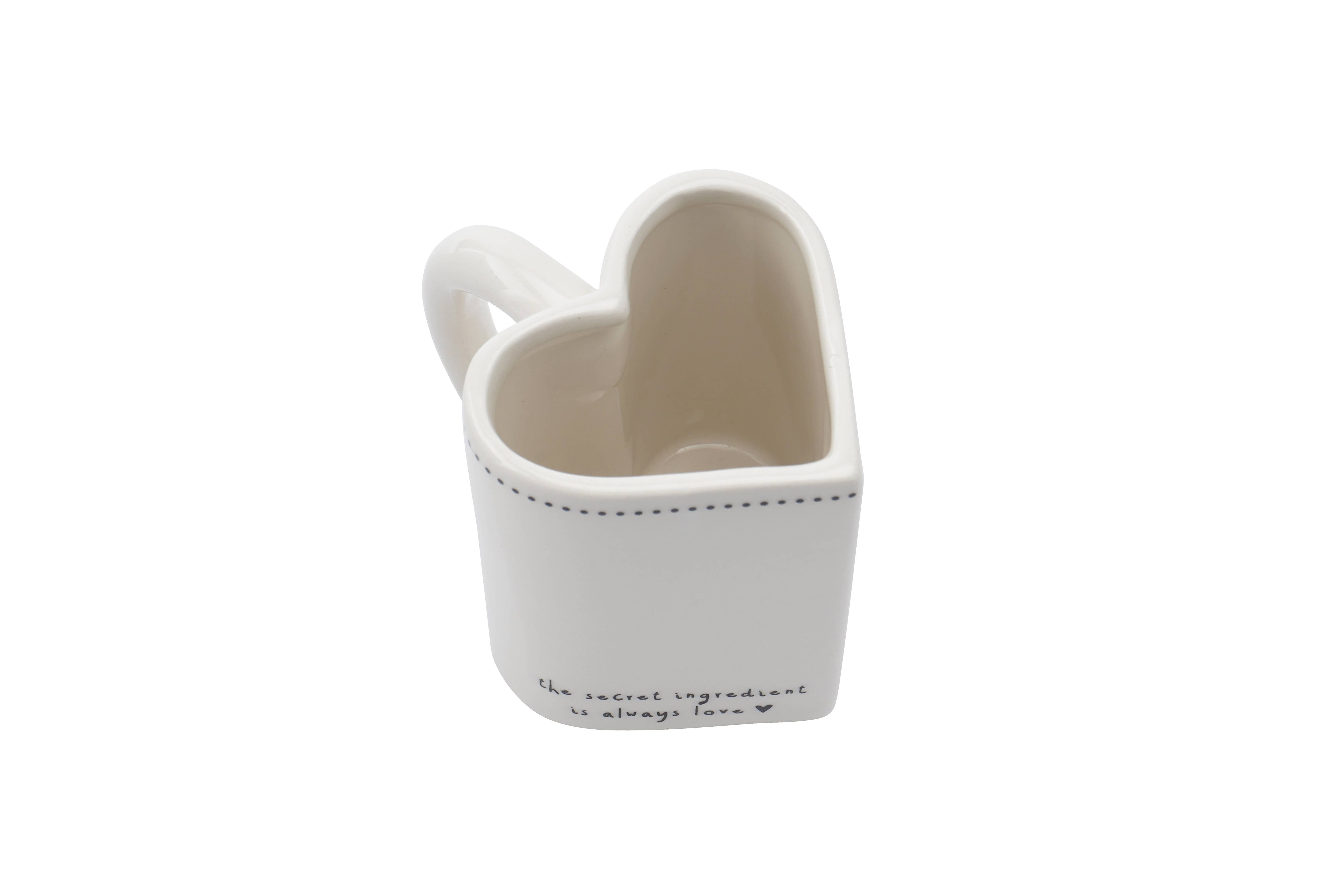CGB Giftware – wholesale Jug – Send With Love Heart Shaped Jug In Gift Box2