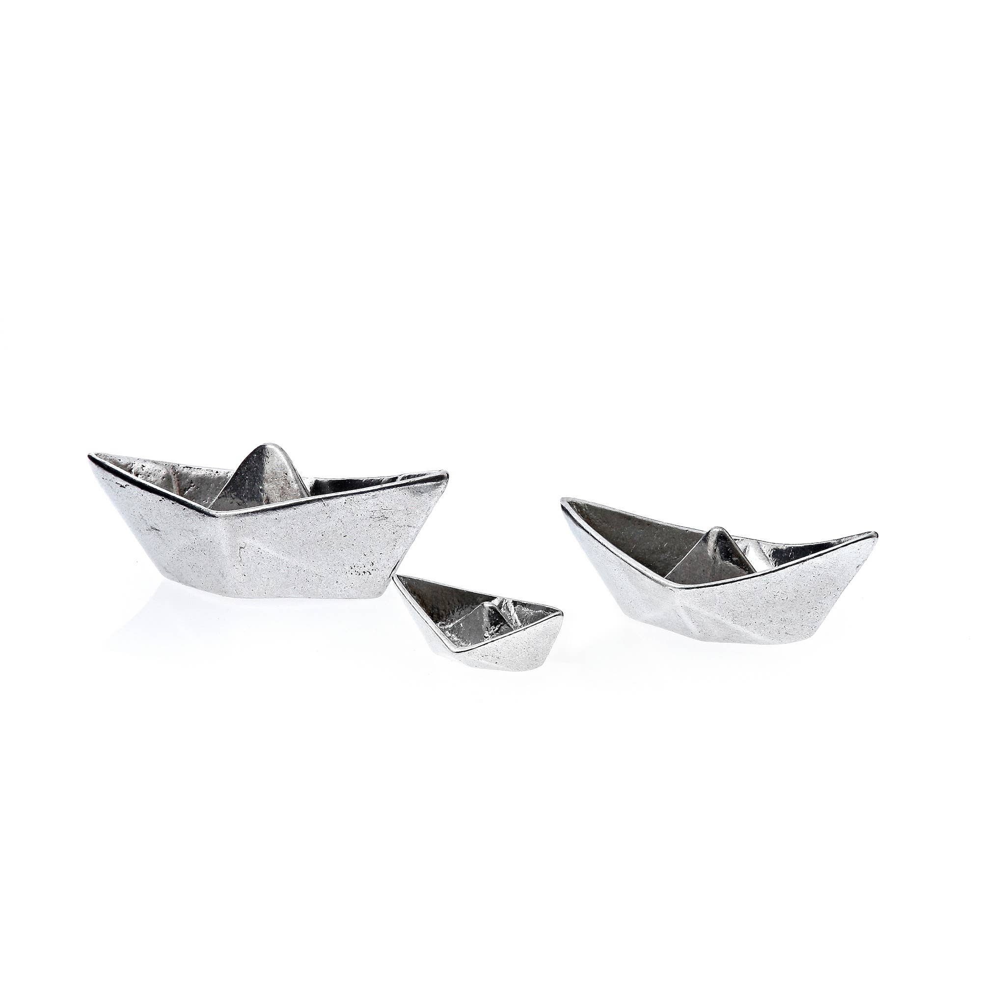 ARTIA LTD – wholesale Decorative tabletop object – Set of 3 Decor "Paper" Boats,  Solid Aluminum Metal, 3 sizes1
