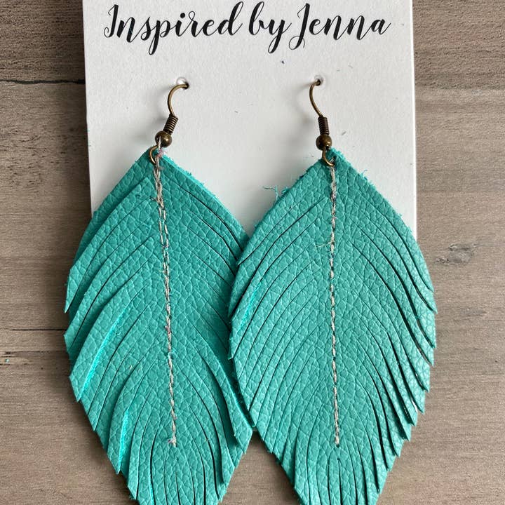 Inspired by Jenna - Vendita all'ingrosso Orecchini pendenti - Orecchini piuma in pelle blu Tiffany (4 misure)