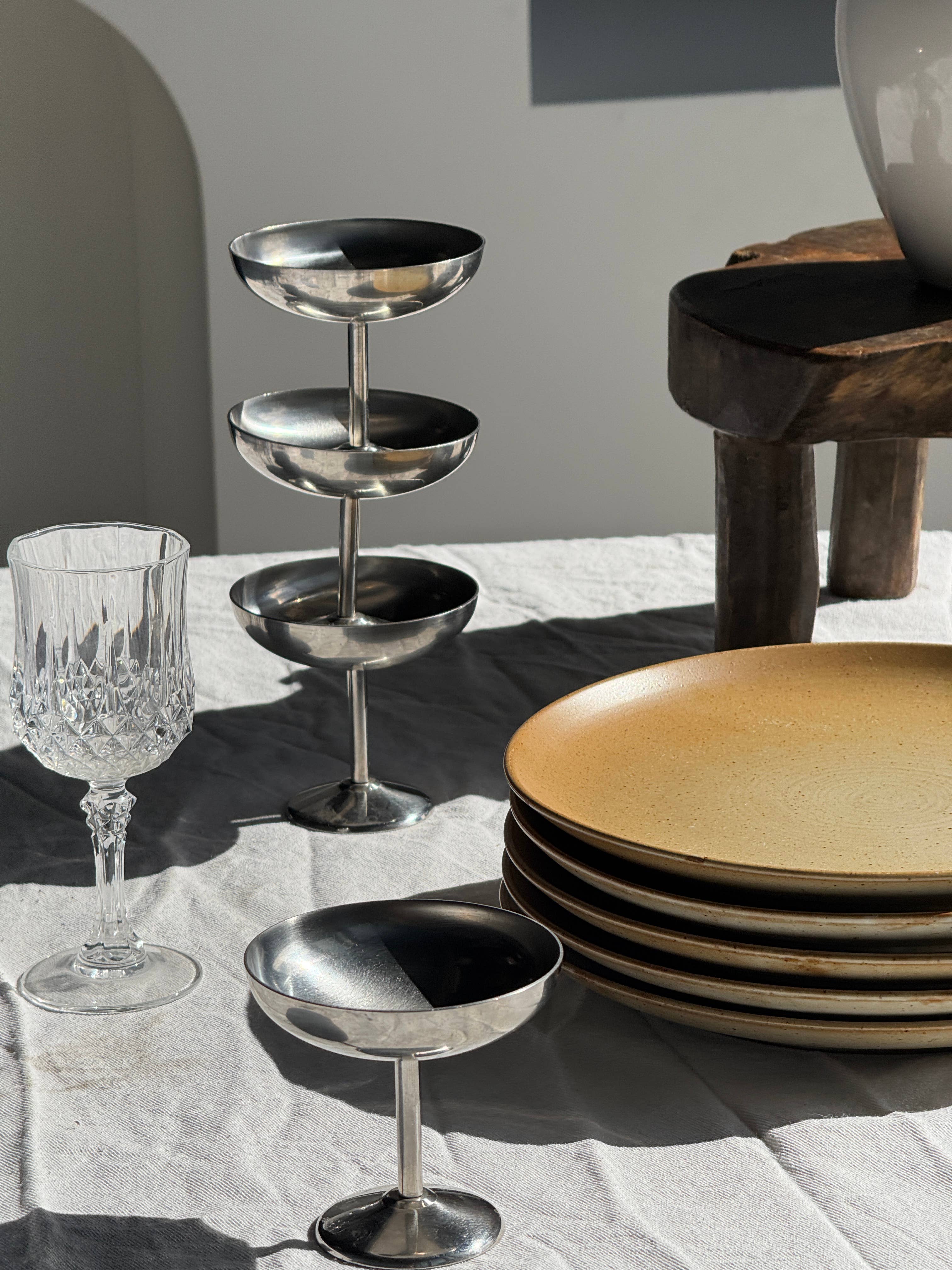 Office Objets - Wholesale Dinner Plate - Set of 6 stoneware plates Village France D2428