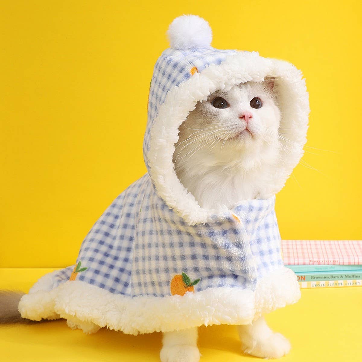 PAWPAWwholesale - Wholesale Pet Blanket - Cat/Dog - Pet Cape Blanket with Hood – Warm Winter Cloak_CWMM72782